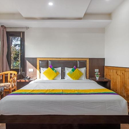 Itsy Hotels Avantika With Forest View シムラー エクステリア 写真