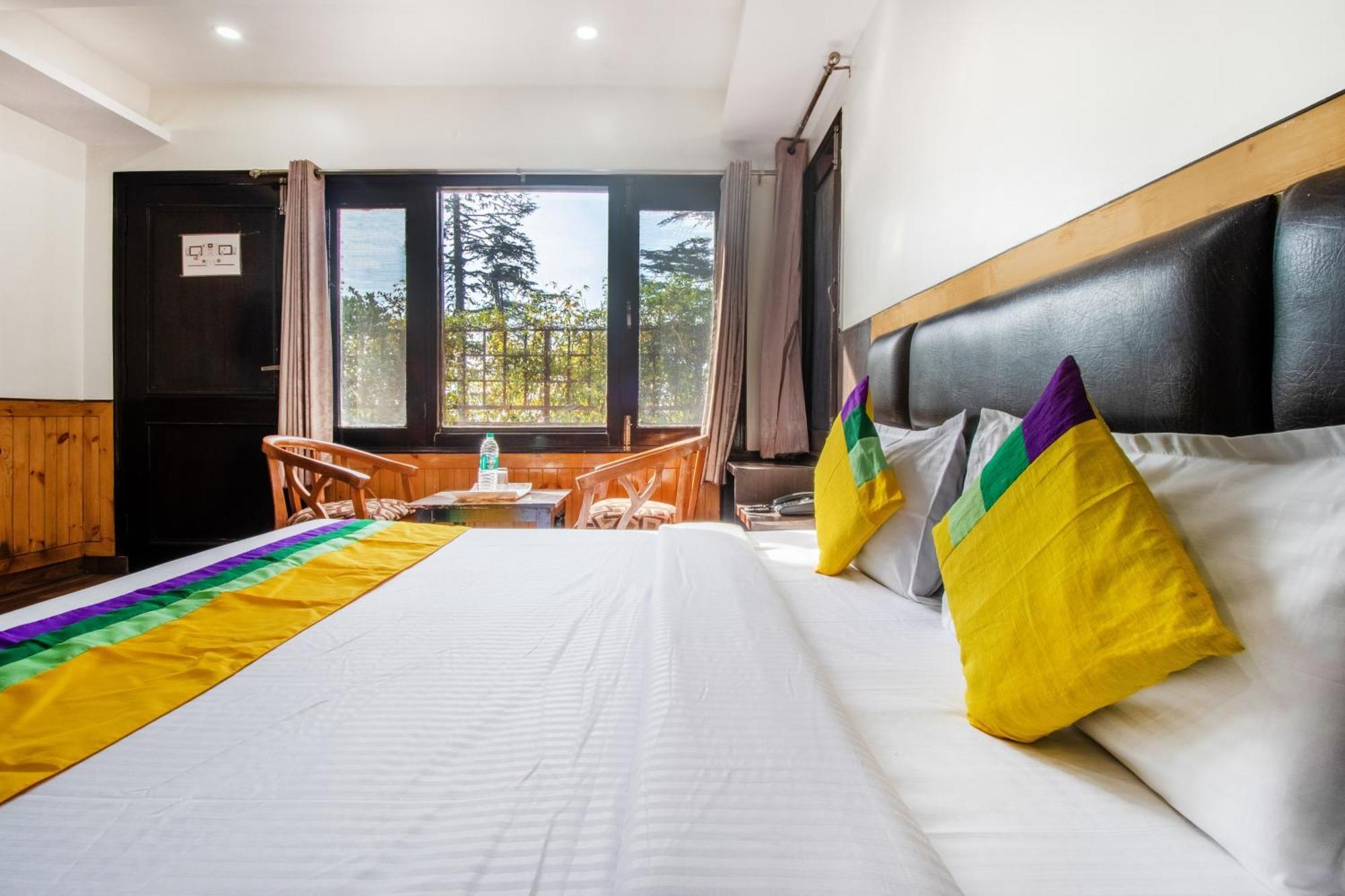 Itsy Hotels Avantika With Forest View シムラー エクステリア 写真
