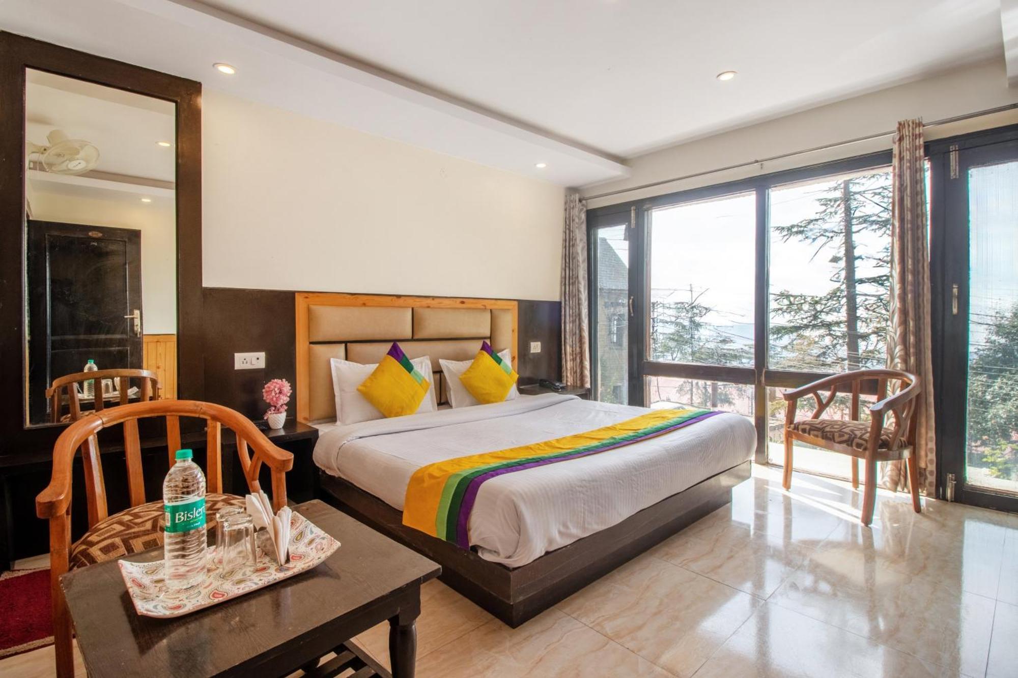 Itsy Hotels Avantika With Forest View シムラー エクステリア 写真