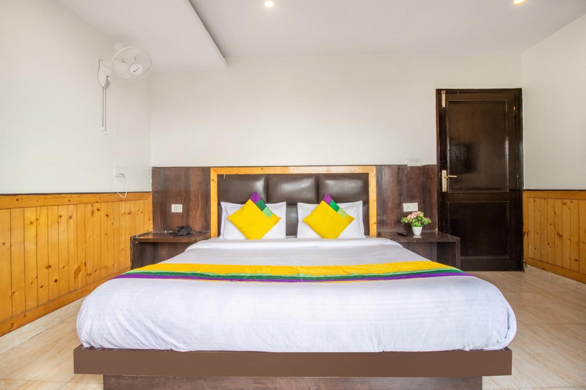 Itsy Hotels Avantika With Forest View シムラー エクステリア 写真