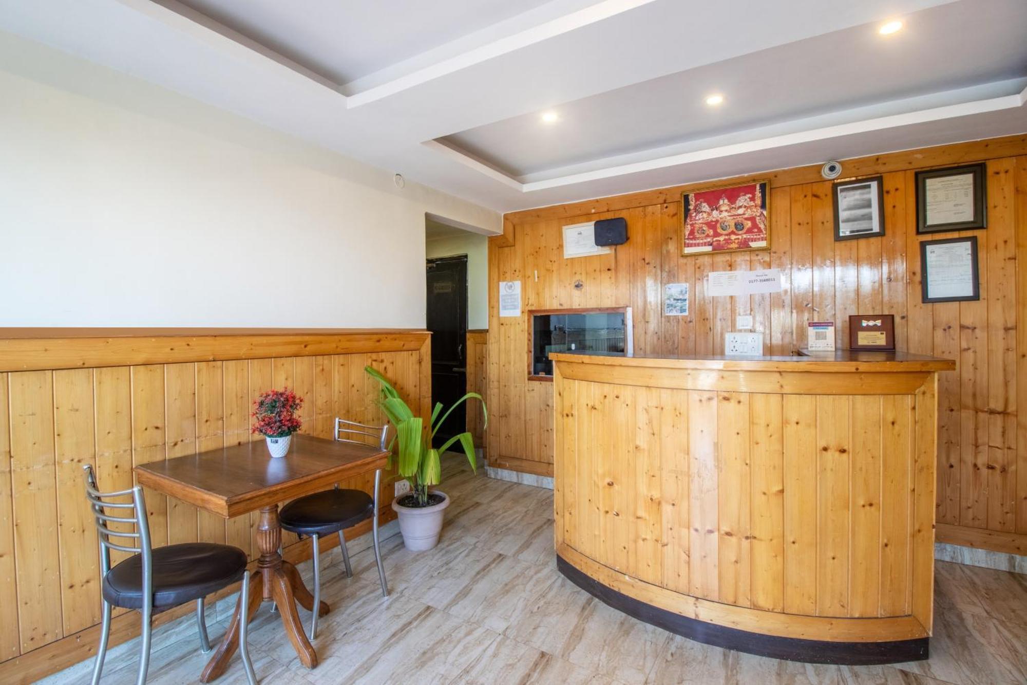 Itsy Hotels Avantika With Forest View シムラー エクステリア 写真