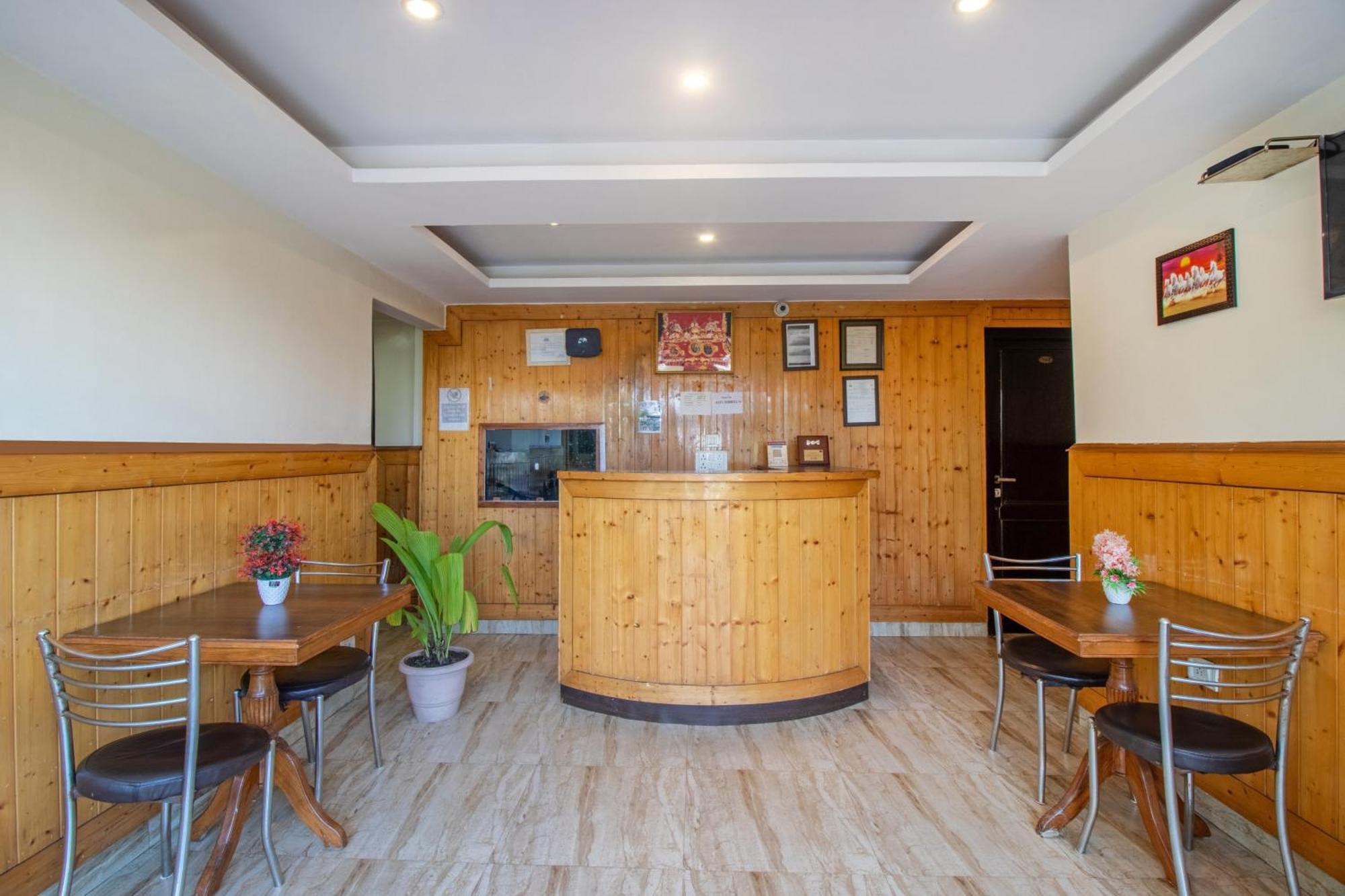 Itsy Hotels Avantika With Forest View シムラー エクステリア 写真